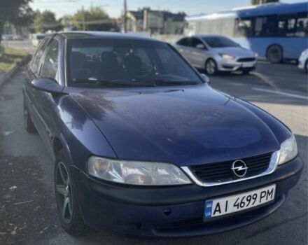 Синий Опель Вектра, объемом двигателя 1.8 л и пробегом 312 тыс. км за 1450 $, фото 4 на Automoto.ua