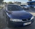 Синий Опель Вектра, объемом двигателя 1.8 л и пробегом 312 тыс. км за 1450 $, фото 4 на Automoto.ua