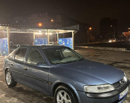 Синий Опель Вектра, объемом двигателя 1.8 л и пробегом 260 тыс. км за 2838 $, фото 7 на Automoto.ua