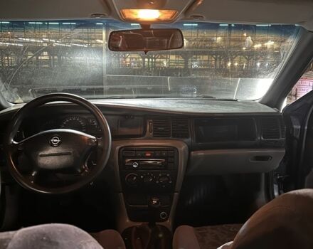 Синий Опель Вектра, объемом двигателя 1.8 л и пробегом 260 тыс. км за 2845 $, фото 3 на Automoto.ua