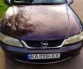 Синій Опель Вектра, об'ємом двигуна 2 л та пробігом 391 тис. км за 3200 $, фото 1 на Automoto.ua