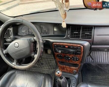 Синий Опель Вектра, объемом двигателя 2.17 л и пробегом 370 тыс. км за 2950 $, фото 4 на Automoto.ua