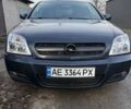 Синий Опель Вектра, объемом двигателя 2.2 л и пробегом 250 тыс. км за 4999 $, фото 2 на Automoto.ua