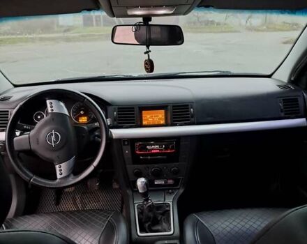 Синий Опель Вектра, объемом двигателя 1.8 л и пробегом 400 тыс. км за 4500 $, фото 4 на Automoto.ua