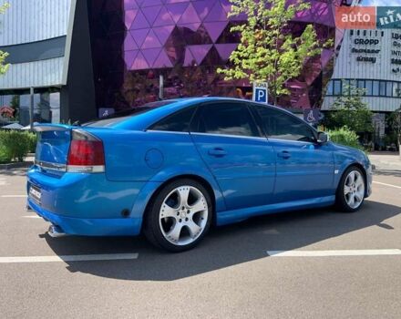 Синій Опель Вектра, об'ємом двигуна 2.79 л та пробігом 250 тис. км за 9290 $, фото 4 на Automoto.ua