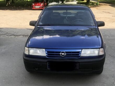 Синий Опель Вектра, объемом двигателя 1.6 л и пробегом 270 тыс. км за 2000 $, фото 1 на Automoto.ua
