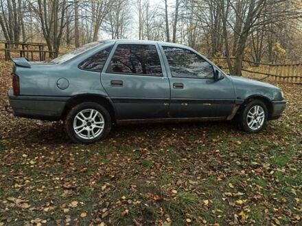 Опель Вектра 1989 в Ромнах на Automoto.ua Синий Опель Вектра, объемом двигателя 1.6 л и пробегом 358 тыс. км за 800 $, фото 1 на Automoto.ua