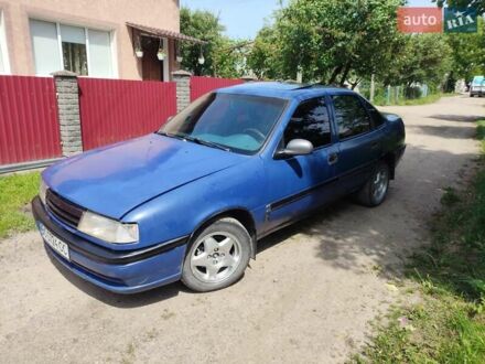 Опель Вектра 1989 в Тернополе на Automoto.ua Синий Опель Вектра, объемом двигателя 1.6 л и пробегом 300 тыс. км за 699 $, фото 1 на Automoto.ua