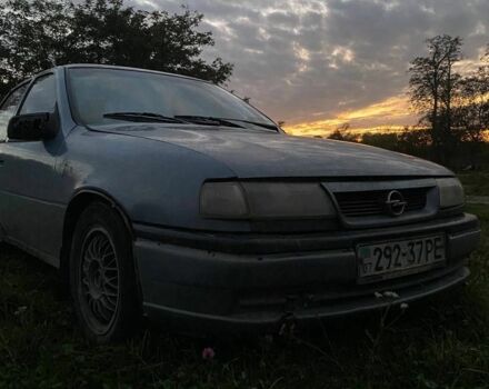 Синий Опель Вектра, объемом двигателя 2 л и пробегом 200 тыс. км за 1000 $, фото 1 на Automoto.ua
