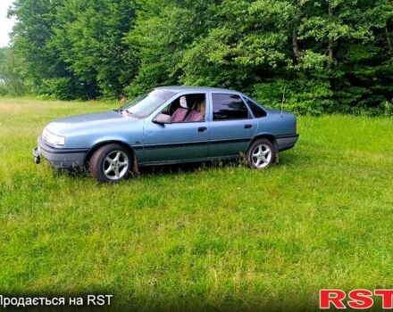 Синий Опель Вектра, объемом двигателя 1.6 л и пробегом 354 тыс. км за 1200 $, фото 1 на Automoto.ua