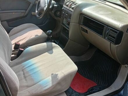 Синій Опель Вектра, об'ємом двигуна 2 л та пробігом 283 тис. км за 950 $, фото 1 на Automoto.ua