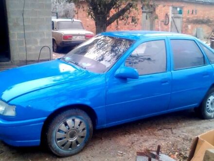 Опель Вектра 1990 в Новомиргороде на Automoto.ua Синий Опель Вектра, объемом двигателя 1.6 л и пробегом 11 тыс. км за 1200 $, фото 1 на Automoto.ua
