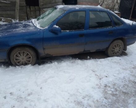 Синий Опель Вектра, объемом двигателя 1.6 л и пробегом 365 тыс. км за 1150 $, фото 1 на Automoto.ua