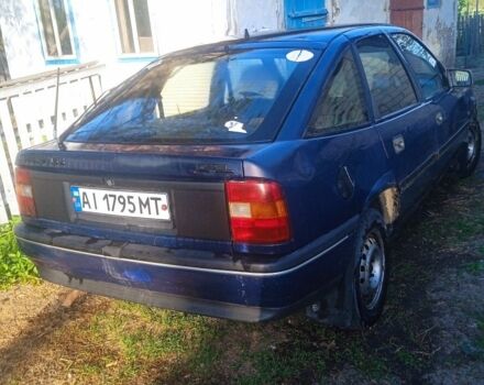 Синій Опель Вектра, об'ємом двигуна 1.6 л та пробігом 393 тис. км за 425 $, фото 1 на Automoto.ua