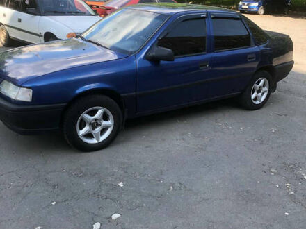 Синий Опель Вектра, объемом двигателя 1.6 л и пробегом 120 тыс. км за 1850 $, фото 1 на Automoto.ua