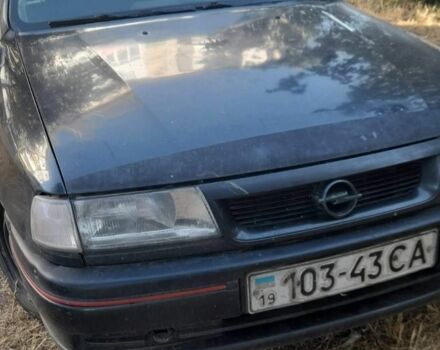 Синий Опель Вектра, объемом двигателя 1.9 л и пробегом 250 тыс. км за 900 $, фото 1 на Automoto.ua