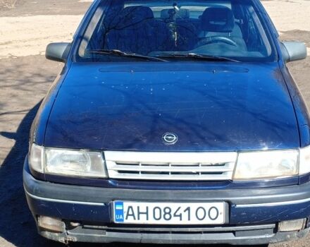 Синий Опель Вектра, объемом двигателя 2 л и пробегом 334 тыс. км за 1467 $, фото 1 на Automoto.ua