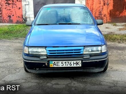 Синий Опель Вектра, объемом двигателя 2 л и пробегом 0 тыс. км за 1400 $, фото 1 на Automoto.ua