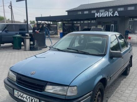 Опель Вектра 1990 в Коростене на Automoto.ua Синий Опель Вектра, объемом двигателя 1.6 л и пробегом 500 тыс. км за 850 $, фото 1 на Automoto.ua