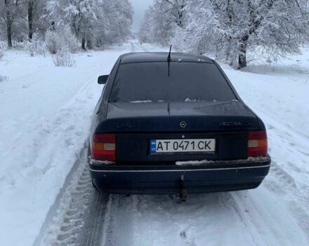 Синий Опель Вектра, объемом двигателя 2 л и пробегом 100 тыс. км за 850 $, фото 1 на Automoto.ua