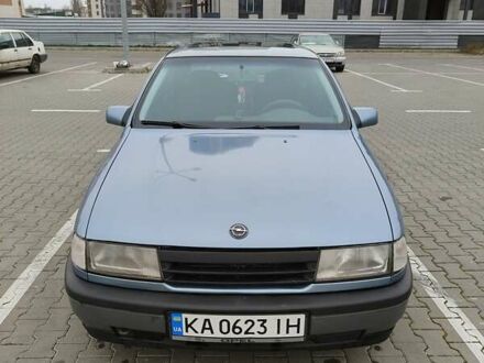 Синий Опель Вектра, объемом двигателя 1.8 л и пробегом 383 тыс. км за 1600 $, фото 1 на Automoto.ua