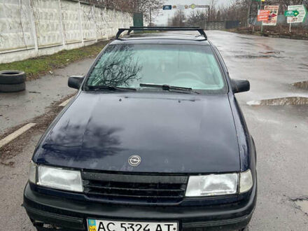 Опель Вектра 1990 в Ровно на Automoto.ua Синий Опель Вектра, объемом двигателя 1.6 л и пробегом 338 тыс. км за 1050 $, фото 1 на Automoto.ua