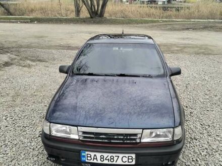 Синий Опель Вектра, объемом двигателя 1.8 л и пробегом 529 тыс. км за 1300 $, фото 1 на Automoto.ua