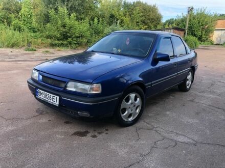 Опель Вектра 1991 в Новгород-Северском на Automoto.ua Синий Опель Вектра, объемом двигателя 2 л и пробегом 380 тыс. км за 1690 $, фото 1 на Automoto.ua
