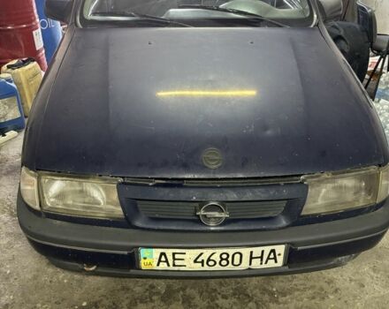 Синий Опель Вектра, объемом двигателя 0 л и пробегом 300 тыс. км за 600 $, фото 1 на Automoto.ua