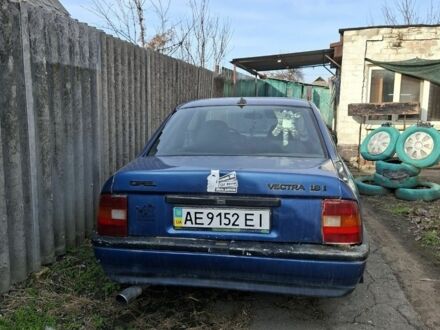 Синий Опель Вектра, объемом двигателя 0 л и пробегом 270 тыс. км за 1129 $, фото 1 на Automoto.ua