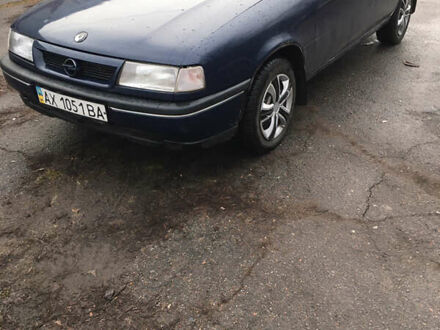 Опель Вектра 1991 в Полтаве на Automoto.ua Синий Опель Вектра, объемом двигателя 1.8 л и пробегом 340 тыс. км за 2000 $, фото 1 на Automoto.ua