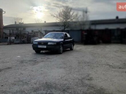 Синий Опель Вектра, объемом двигателя 1.6 л и пробегом 500 тыс. км за 900 $, фото 1 на Automoto.ua