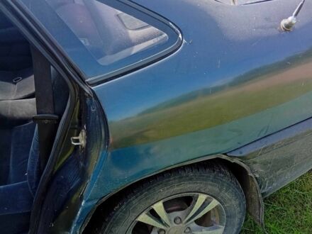 Опель Вектра 1991 в Житомире на Automoto.ua Синий Опель Вектра, объемом двигателя 2 л и пробегом 200 тыс. км за 800 $, фото 1 на Automoto.ua