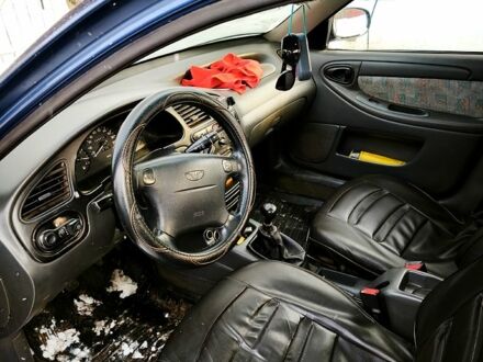 Синий Опель Вектра, объемом двигателя 2 л и пробегом 500 тыс. км за 1000 $, фото 1 на Automoto.ua