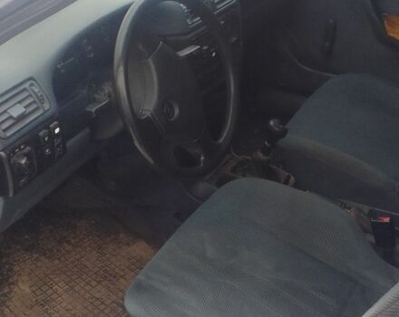 Синий Опель Вектра, объемом двигателя 1.8 л и пробегом 280 тыс. км за 697 $, фото 1 на Automoto.ua