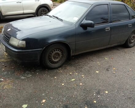 Синий Опель Вектра, объемом двигателя 1.6 л и пробегом 280 тыс. км за 950 $, фото 1 на Automoto.ua