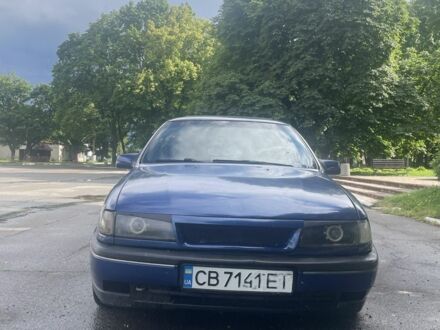 Синій Опель Вектра, об'ємом двигуна 1.8 л та пробігом 270 тис. км за 1100 $, фото 1 на Automoto.ua