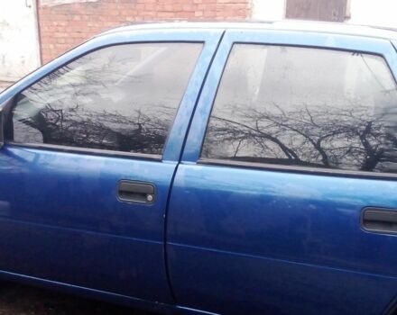 Синій Опель Вектра, об'ємом двигуна 1.6 л та пробігом 489 тис. км за 1700 $, фото 1 на Automoto.ua