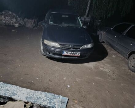 Синий Опель Вектра, объемом двигателя 1.8 л и пробегом 1 тыс. км за 451 $, фото 1 на Automoto.ua