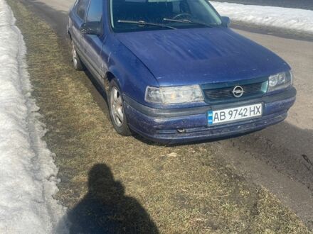 Синій Опель Вектра, об'ємом двигуна 1.79 л та пробігом 500 тис. км за 1000 $, фото 1 на Automoto.ua