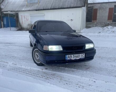 Синий Опель Вектра, объемом двигателя 1.6 л и пробегом 350 тыс. км за 1400 $, фото 1 на Automoto.ua