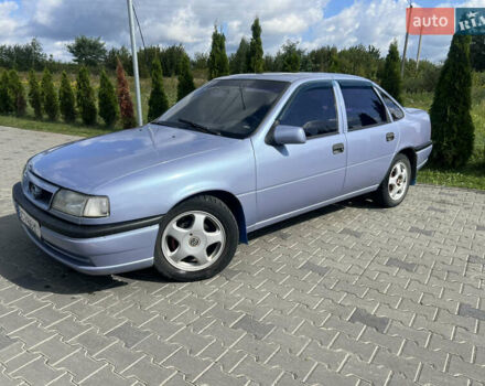 Синий Опель Вектра, объемом двигателя 1.8 л и пробегом 299 тыс. км за 1550 $, фото 1 на Automoto.ua