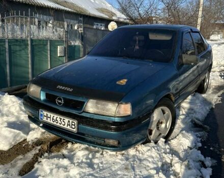 Синий Опель Вектра, объемом двигателя 2 л и пробегом 500 тыс. км за 1300 $, фото 1 на Automoto.ua
