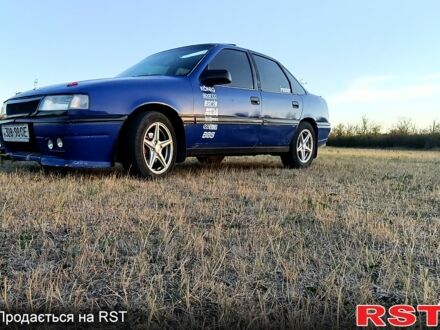 Синій Опель Вектра, об'ємом двигуна 1.7 л та пробігом 400 тис. км за 1300 $, фото 1 на Automoto.ua