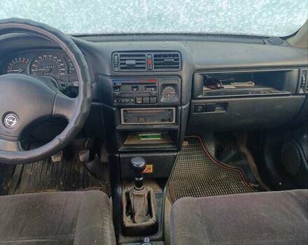 Синій Опель Вектра, об'ємом двигуна 2 л та пробігом 400 тис. км за 800 $, фото 1 на Automoto.ua