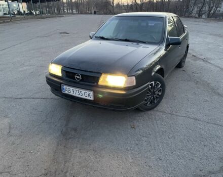 Синий Опель Вектра, объемом двигателя 1.8 л и пробегом 250 тыс. км за 800 $, фото 1 на Automoto.ua