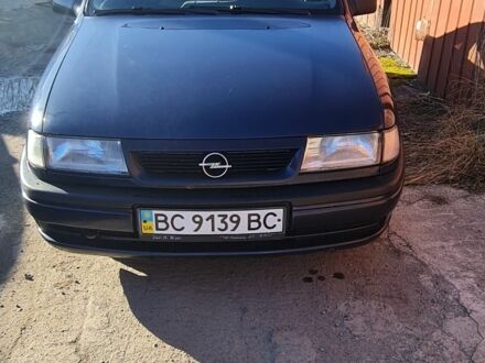 Опель Вектра 1995 в Львове на Automoto.ua Синий Опель Вектра, объемом двигателя 1.6 л и пробегом 304 тыс. км за 1500 $, фото 1 на Automoto.ua