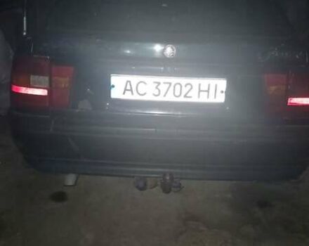 Синий Опель Вектра, объемом двигателя 2 л и пробегом 500 тыс. км за 1000 $, фото 1 на Automoto.ua