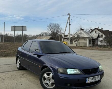 Синий Опель Вектра, объемом двигателя 1.6 л и пробегом 310 тыс. км за 2080 $, фото 1 на Automoto.ua
