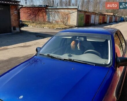 Синий Опель Вектра, объемом двигателя 1.8 л и пробегом 300 тыс. км за 1600 $, фото 1 на Automoto.ua